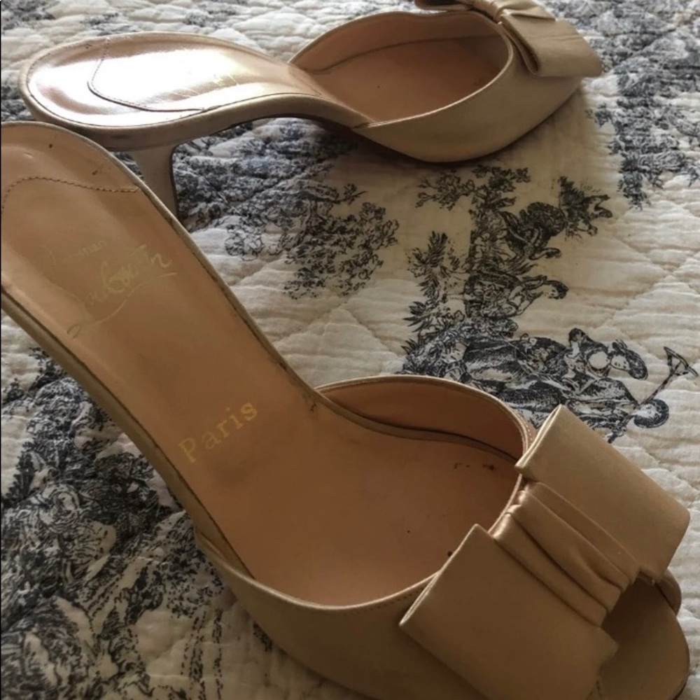 Tan Heels CL’s